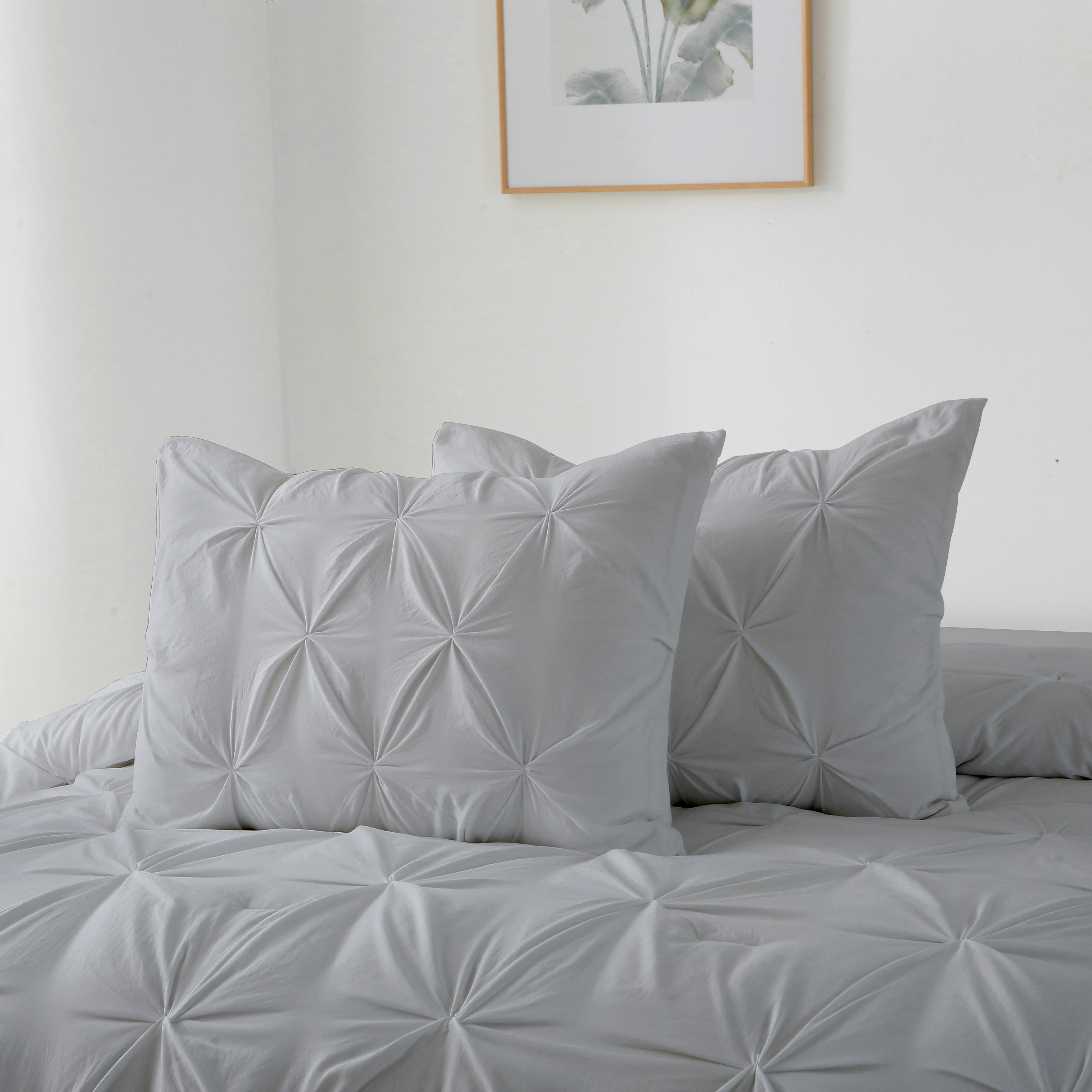 3Pcs King Size Pintuck Down Alternative Comforter Set Bedding Set w/Pillow Shams - Picture 22 of 26